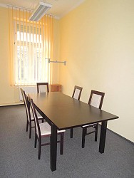Nieruchomoci Bielsko-Biaa Tanie biura / moe by podzia na mniejsze/ parking/reklama