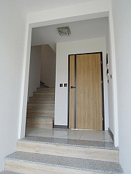 Nieruchomoci Bielsko-Biaa Nowe biuro z klimatyzacj i parkingiem. Moliwo najmu innych powierzchni. 