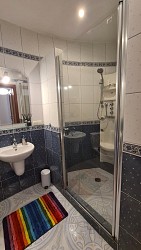 Nieruchomoci Bielsko-Biaa  Dom z piknym ogrodem w malowniczej okolicy 