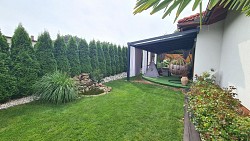 Nieruchomoci Bielsko-Biaa  Dom z piknym ogrodem w malowniczej okolicy 