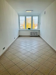 Nieruchomoci Bielsko-Biaa Tanie  i adne biura w budynku z wind i parkingiem