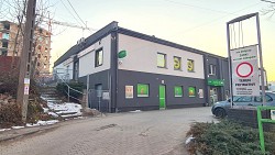 Nieruchomo�ci Bielsko-Bia�a Lokal pod us�ugi medyczne blisko Szpitala Pediatrycznego 